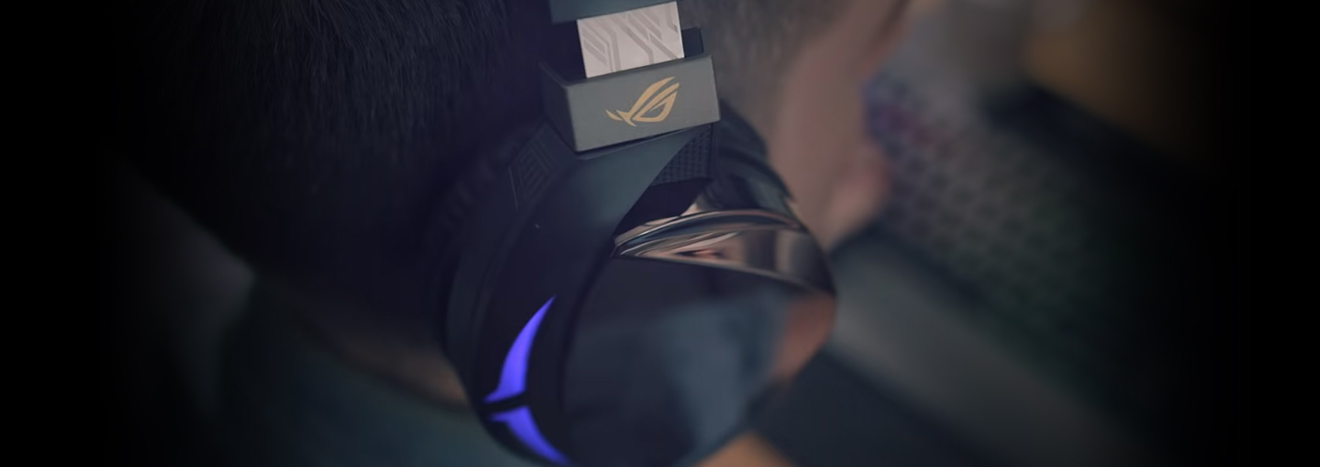 Giới thiệu Tai nghe Bluetooth Asus ROG Strix Fusion 700 Gaming